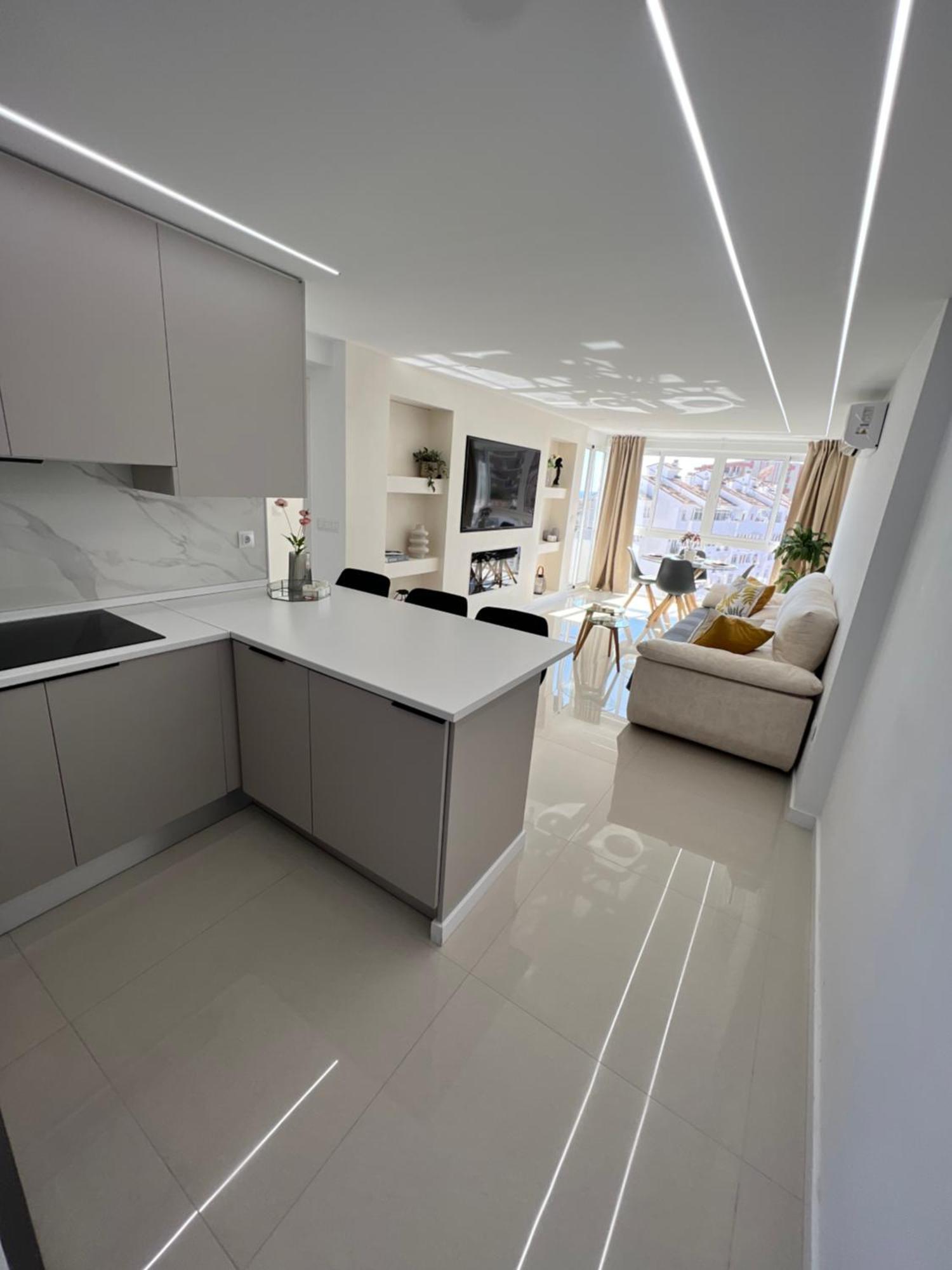 Luxury Bonanza Apartment Беналмадена Екстериор снимка